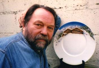 With the ordered plate. Paris, 2001